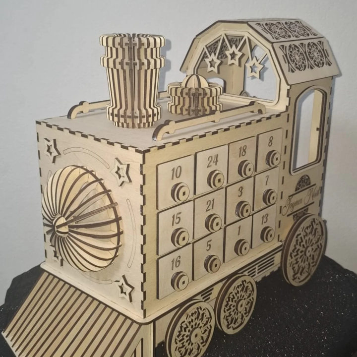 Calendrier de l'Avent en bois – Train de Noël | Pixatom.fr